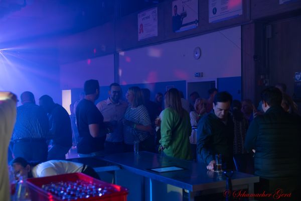 schlagerparty-2023-04273368E89-AAB6-BE87-2C8F-6D2033F471A6.jpg