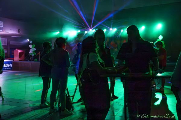 schlagerparty-kg-2024-0079A5F2D5F-8950-D1FB-525A-2F4BD41D98B2.jpg