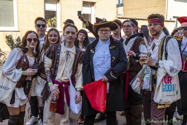 rosenmontag-buir-2025-069C6A40A6C-973E-F7B8-DA76-9FCC8ED965E8.jpg
