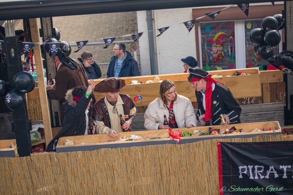 rosenmontag-kg-2024-1164F7F487E-544F-810F-763E-7CA8BC984EAB.jpg