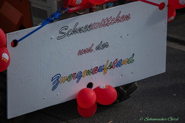 rosenmontag-kg-2024-1221C43E9F5-0906-14E9-BB85-FBAC863B241C.jpg