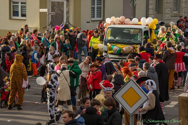 rosenmontag-kg-2024-23981970D7D-A5CC-D36D-7475-1B89490C5FAE.jpg