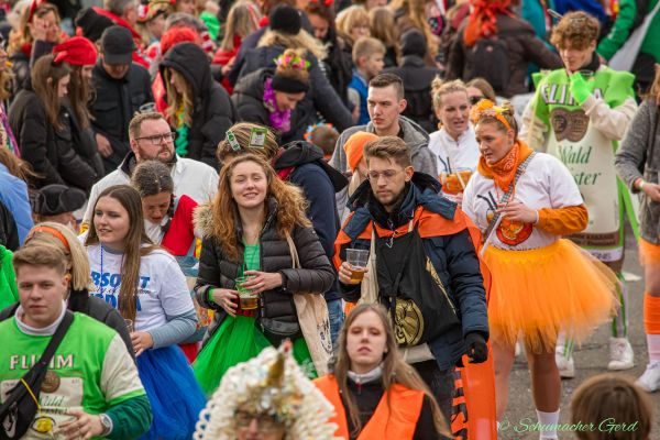 rosenmontag-kg-2024-2470E57D5B8-8505-725E-7E63-1650F58CA141.jpg