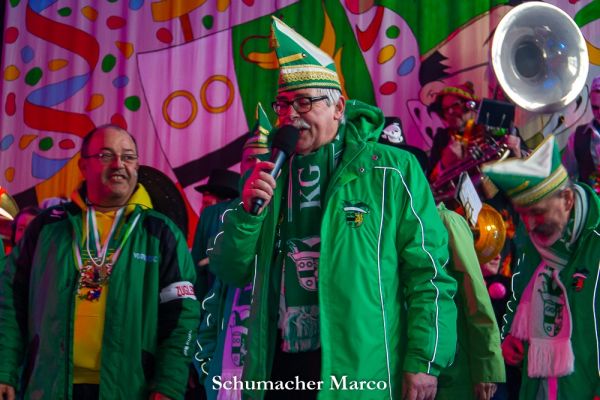 rosenmontagszug-buir-1697D2B19A5-9066-8526-5BC9-25225B489BDC.jpg