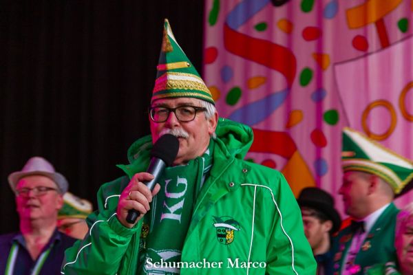 rosenmontagszug-buir-174E332A7A0-F00A-485A-3785-97A23F470F52.jpg