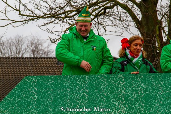 rosenmontagszug-buir-685521C40C-A552-3F40-E310-2AEA90292C79.jpg