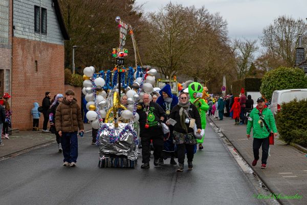 rosenmontagszug-kg-2026-0241C691CD2-E5F4-1027-2113-71B51C70D4B9.jpg