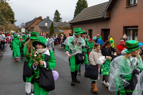 rosenmontagszug-kg-2026-05224F72D50-DB2D-90BD-A828-236C3886563C.jpg