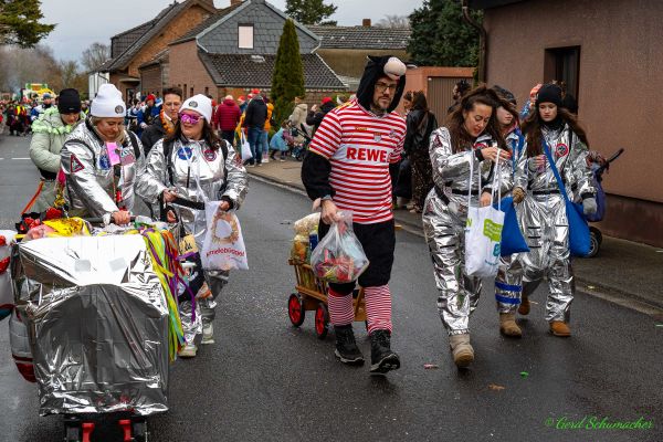 rosenmontagszug-kg-2026-059CFF2A86E-F874-D78C-24E7-AC428423F7C3.jpg