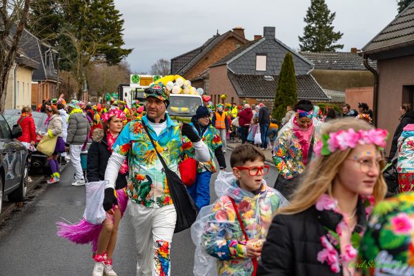 rosenmontagszug-kg-2026-0668C39F5F4-516F-5925-C93D-3A446B164A1F.jpg