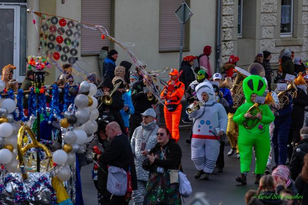 rosenmontagszug-kg-2026-1146F391811-CA5D-0454-4B48-3C5DF9898D51.jpg
