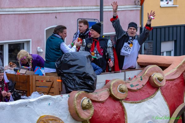 rosenmontagszug-kg-2026-139C8D0F4B5-F52F-9D22-5819-0F09CAF8C551.jpg