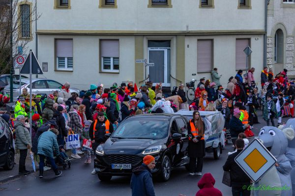 rosenmontagszug-kg-2026-150FBFA0E6A-47E6-AAA0-8EB6-8389A3E8826A.jpg