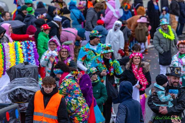 rosenmontagszug-kg-2026-18424CE331C-F547-CF09-B0F6-A6202B706B60.jpg