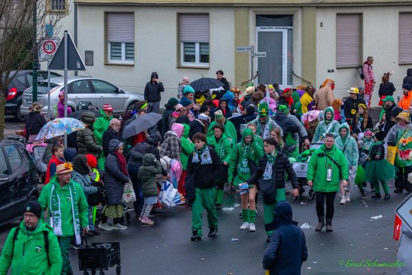 rosenmontagszug-kg-2026-1999FD8EFF0-BFE1-D2E3-8320-3DCB839598EC.jpg