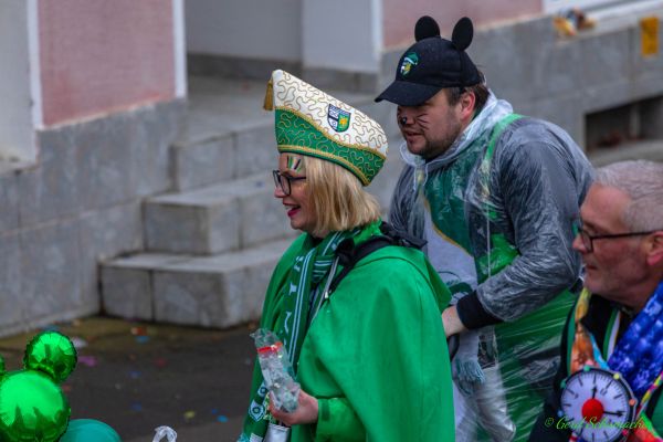 rosenmontagszug-kg-2026-20218AE85F0-1839-C8AF-92C0-95688FDCE267.jpg