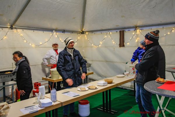 kg-weihnachtsmarkt-2022-41652EA7E9-F282-DB30-AD5B-1A3872044A2B.jpg