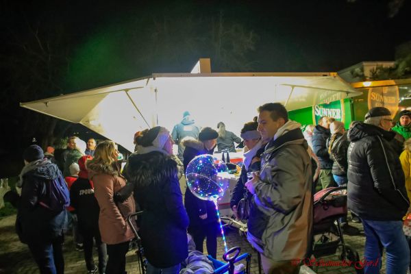 kg-weihnachtsmarkt-2022-6742BE4A77-6752-B38F-4F73-D317E306C029.jpg