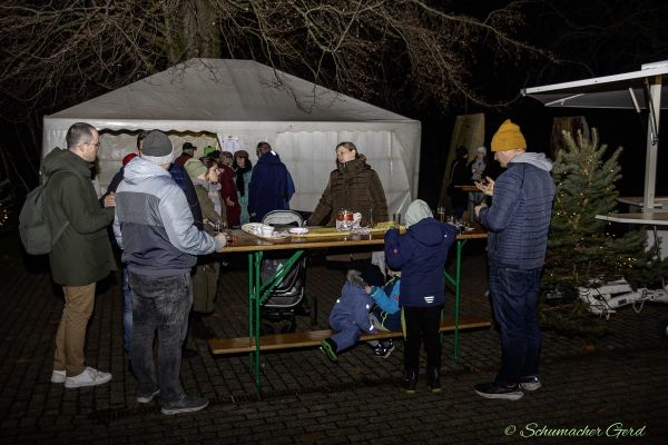 weihnachtsmarkt-kg-2024-038AED4F982-4C1F-A730-FE2A-58EA20E88542.jpg