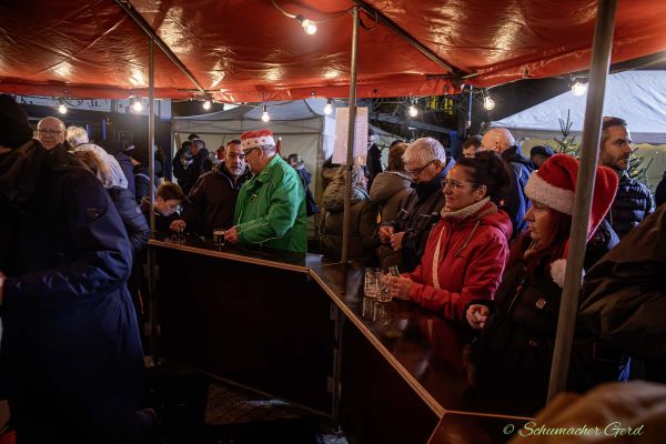 weihnachtsmarkt-kg-2024-07160BDAE67-CA6E-123F-6EDA-AD183F7DCFE6.jpg